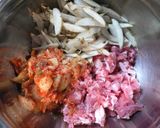 ☆豚こま・キムチ・ごぼう団子☆作り方2写真