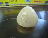 １口目から最後まで具が出てくる★おにぎり作り方6写真