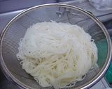 野菜たっぷり♪焼きビーフン作り方2写真