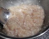 塩麹でしっとり塩鶏そぼろ。作り方2写真