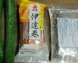伊達巻ときゅうりの、塩昆布あえ作り方1写真