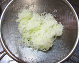 冬瓜(夕顔)と野菜たっぷり中華スープ作り方1写真