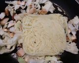 ハムエッグのっけの、ボリューム焼きそば作り方4写真