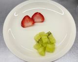 いちごとキウイ2種ソースのパンナコッタ作り方1写真