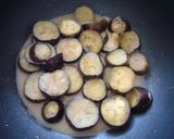 どこか懐しい☆お茄子と白味噌で炊いたん作り方4写真