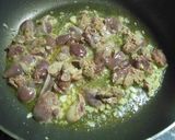 絶品、鳥レバーとどっさり野菜パスタ。作り方2写真