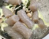 鶏肉とわかめの白味噌煮作り方1写真