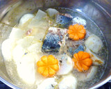 簡単！　激安！　大根と里芋の鯖缶煮っ♪作り方3写真