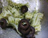 イカの前菜 オリーブとバジルソース和え作り方3写真
