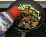 ごはんにピッタリ！鶏唐揚と野菜の中華炒め作り方8写真
