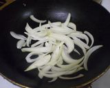 れんこんと牛肉のピリ辛黒酢炒め作り方3写真
