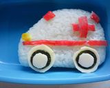 男の子　キャラ弁★救急車作り方5写真