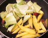 青梗菜とさつま芋のニンニク味噌炒め作り方5写真