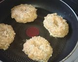簡単♪蓮根と鶏肉だけ!!和風ハンバーグ作り方2写真