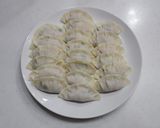 新玉ねぎ入りニラぎょうざ作り方3写真