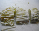 我が家の定番☆えのきのお味噌汁作り方1写真