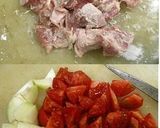 ●トマトたっぷり！鶏肉と玉葱のピリ辛炒め作り方1写真