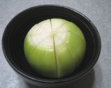 簡単！玉ねぎ丸ごとスープチーズ乗せ作り方2写真
