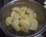 じゃがいもの洋風そぼろ煮込み作り方1写真