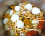 白玉と野菜のコンソメ風味なめこ汁作り方8写真