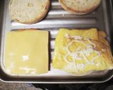 朝食に☆チーズエッグのマフィンサンド☆作り方4写真