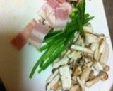 きのことベーコンのバター醤油パスタ♡作り方1写真