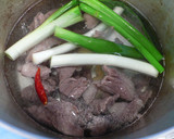 プル旨！牛スジ肉と大根のスープ煮！作り方2写真