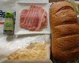 ドイツパンをモッツアレラチーズで食べる朝作り方1写真