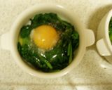 ヘルシー！ほうれん草と卵のココット作り方3写真