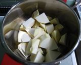 圧力鍋でやわらか簡単♪親芋の塩トマト煮♪作り方1写真