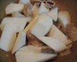 豚バラスライスで★乱切り大根の煮物★作り方5写真