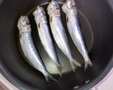 丸干し鰯をフライパンで焼く作り方2写真