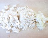 どんどん加えて【鮭とエノキの炊き込みご飯作り方1写真
