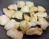 めちゃめちゃしっとり✨鶏むね肉の生姜にんにく焼き作り方3写真