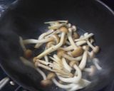簡単　煮込みきのこハンバーグ作り方3写真