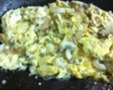 簡単で美味しい！ミンチと玉ねぎのオムレツ作り方12写真