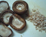 ♪椎茸の玉ねぎマヨソースのせ焼き♪作り方1写真