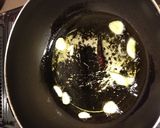 鶏もも肉のアヒーリョ作り方3写真