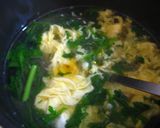 暖まります♪春菊のかき玉汁。作り方6写真