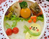 クリスマスキャラ弁にヒイラギの飾り作り方6写真