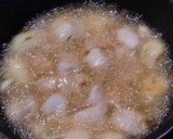 里芋ととりむねにくとにんにくの揚げ煮作り方2写真