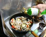 茄子とシメジの豚味噌丼温玉乗せ♪作り方6写真