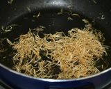 華やか☆甘酢肉団子のごぼうチップ包み作り方3写真