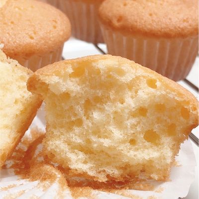 基本のカップケーキ(ひとくちサイズ) by ✻naoko✻ 【クックパッド