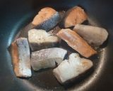 簡単ブイヤベース風？魚介のトマトソース煮作り方3写真