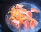 即席麺でトマト酸辣ラーメン作り方5写真