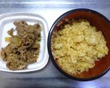 値下げキャンペーンの牛丼deチャーハン作り方2写真