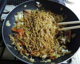 市販品にひと工夫で屋台のソース焼きそば作り方7写真