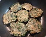 簡単☆春菊と桜えびのかき揚げ風？お焼き作り方5写真