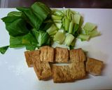 簡単☆絹あげとチンゲン菜のオイスター煮☆作り方1写真